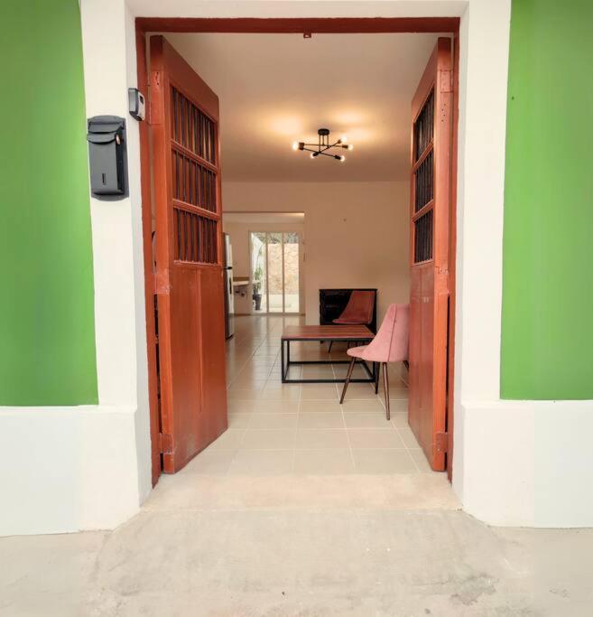 Casa Colibri Con Alberca En El Centro Apartment Merida Exterior photo